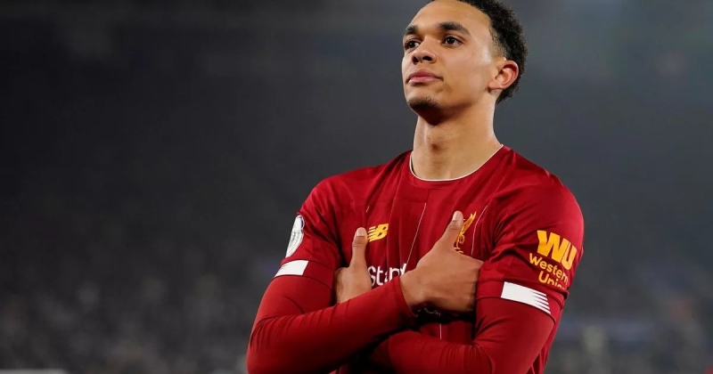 Фердинанд о Тренте: «Фанаты «Ливерпуля» должны сказать ему спасибо и пожелать удачи. Он ваш воспитанник, и он выиграл все. Клуб взять на себя часть ответственности за его уход»