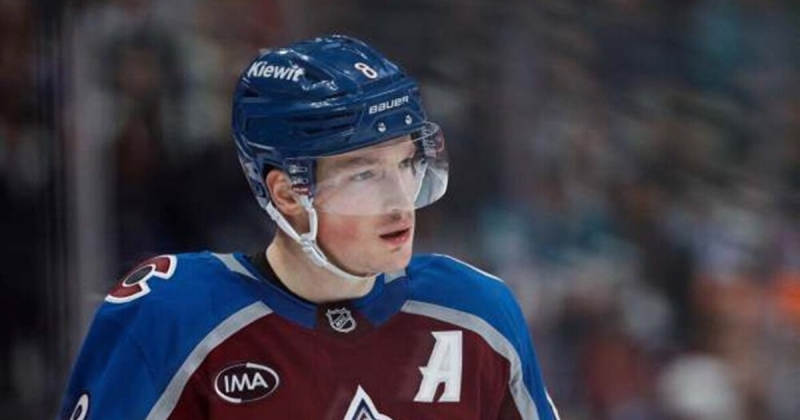 Макар забил 28-й гол в сезоне, повторив личный рекорд. Защитник «Колорадо» набрал 85 очков в 75 матчах